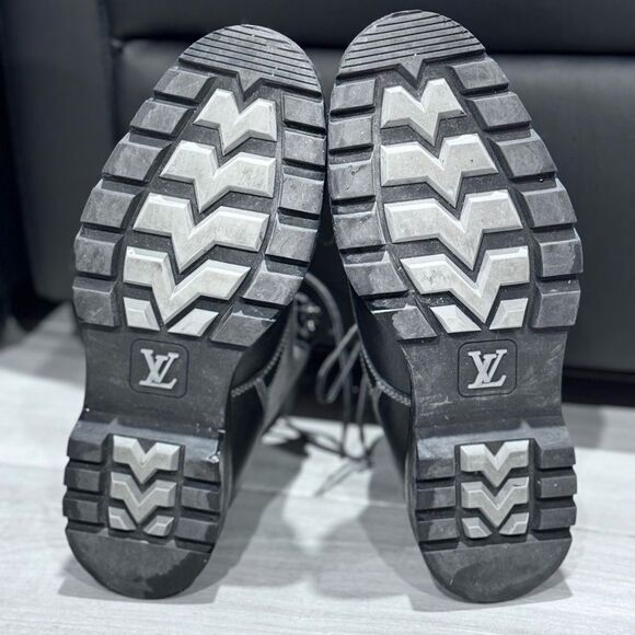 Louis Vuitton Oberkampf Patch Leather Combat Boots Size 8.5 - Picture 8 of 8